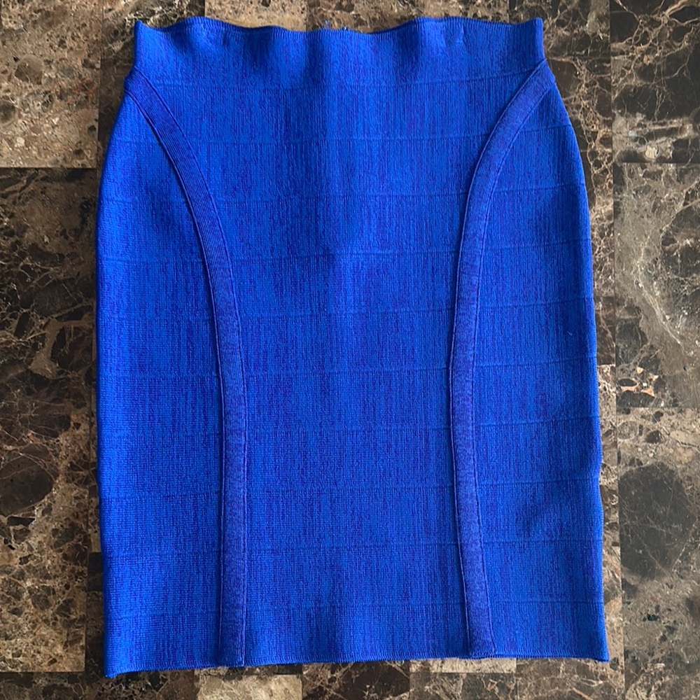 Guess bodycon Mini skirt NWOT